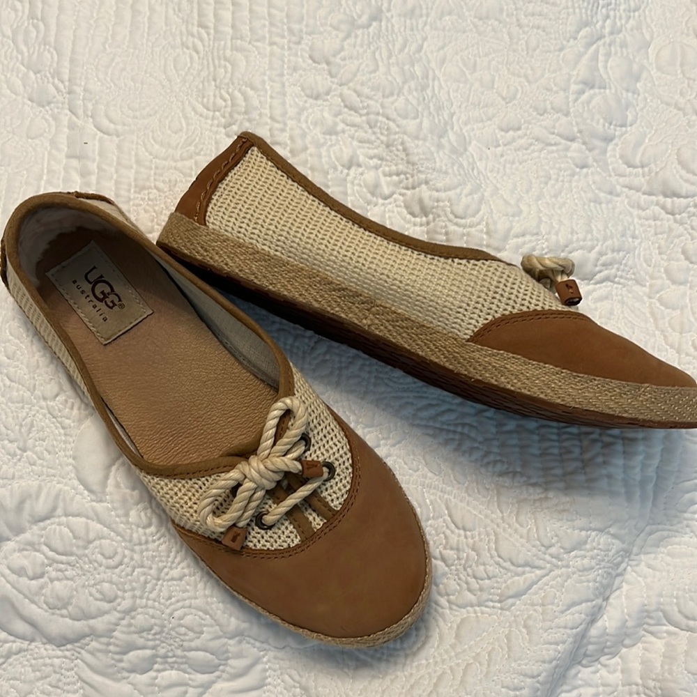 UGG Women's Catrin Crochet Slip-ons Tan SIZE 8